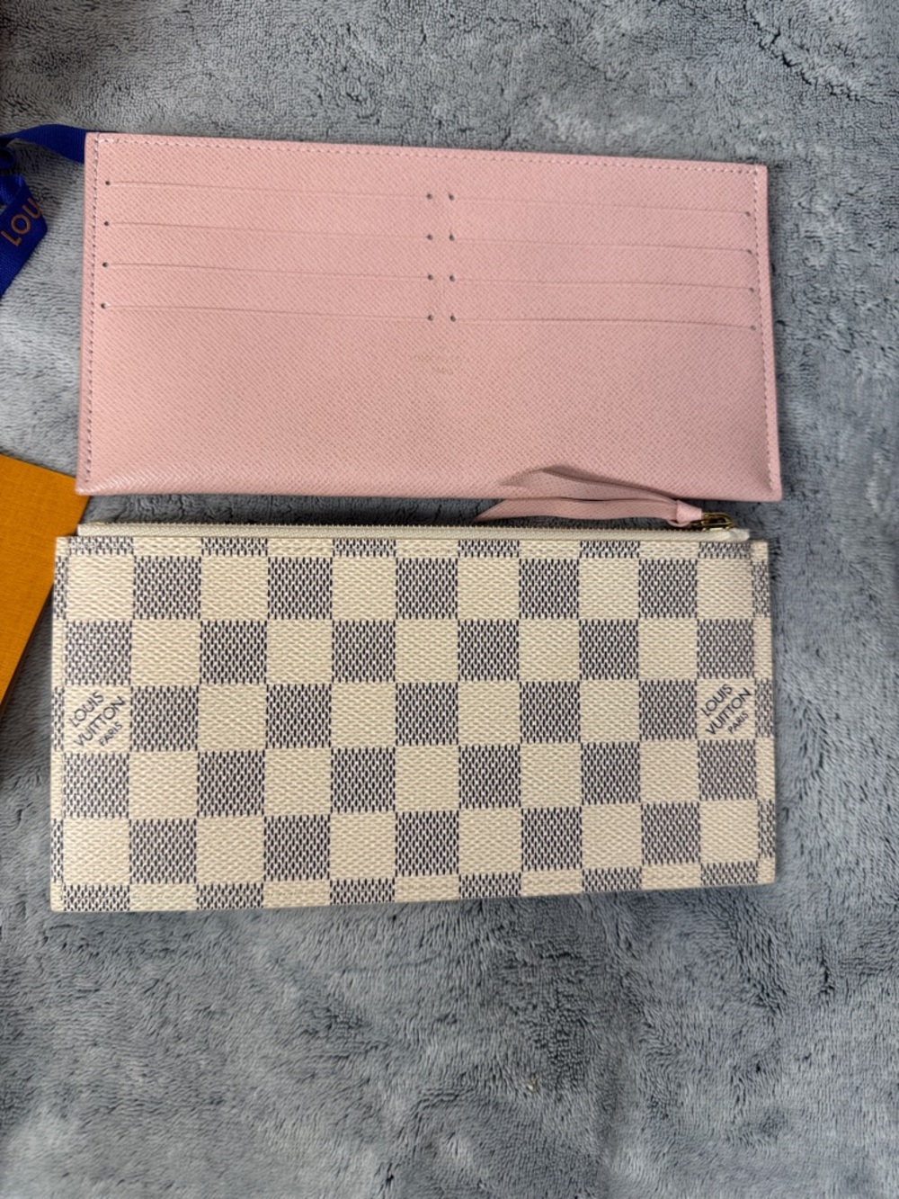 Louis Vuitton Damier Azur Pochette Félicie - LIKE NEW - FULL SET - Picture 3 of 16
